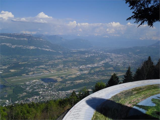 www.bourgetdulactourisme.com - Calb