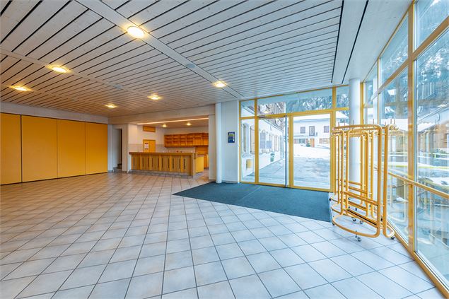 Hall d'Entrée de la salle polyvalente - Lourtier