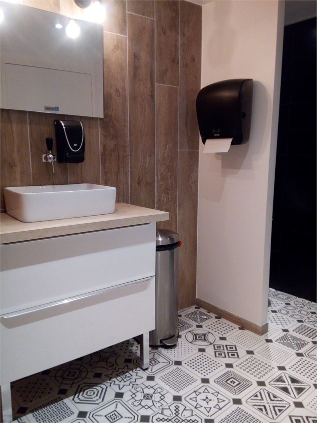 WC - S.Megani