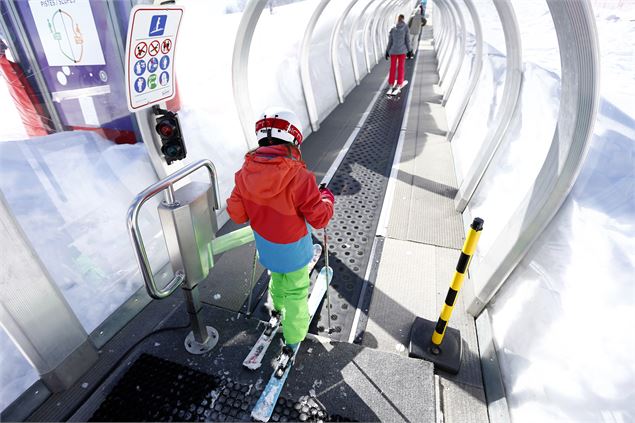 Tapis roulant couvert - Christophe Pallot @Agence Zoom