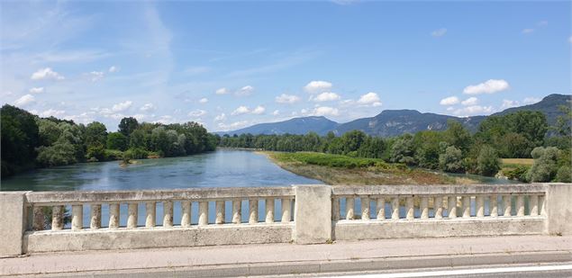 Vue sur le Rhône - M.Ballet