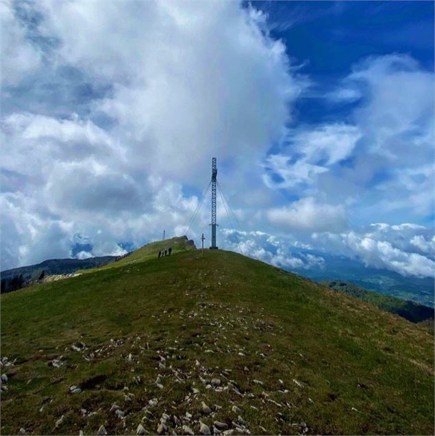 Croix du Grand Colombier - © Maxime Ballet