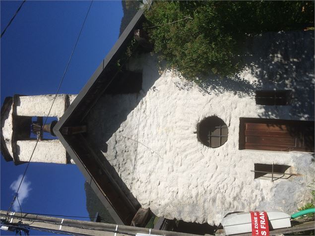 Bassins, fours et chapelles