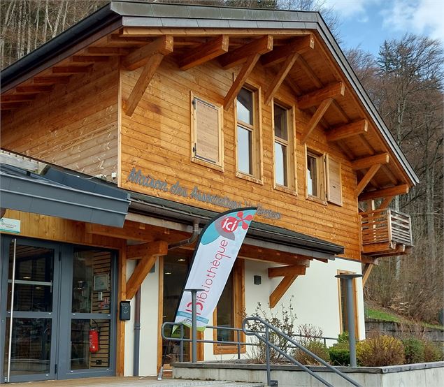 Bibliotheque Montriond - CCHC