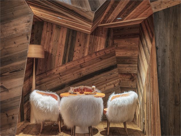 Salon des Barmes de l'Ours - Nicolas Anetson