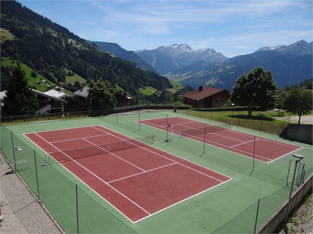 Cours de tennis Hauteluce - A. Späni