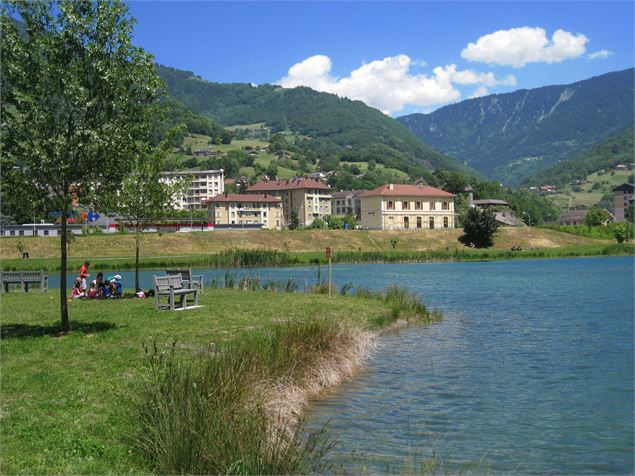 Sur l'herbe ... - Office de Tourisme d'Ugine
