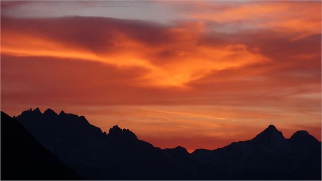 Coucher de soleil Chalet d'la Croë - www.lechaletdlacroe.fr