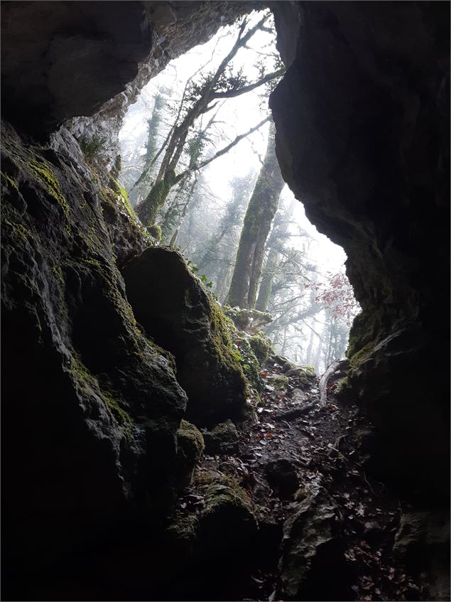 Grotte à l'Ours - s calland