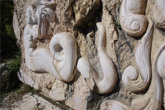 Sculpture de la Vouive au lac de Pollieu - Emmanuelle Bebi - Belley Bugey Sud Tourisme