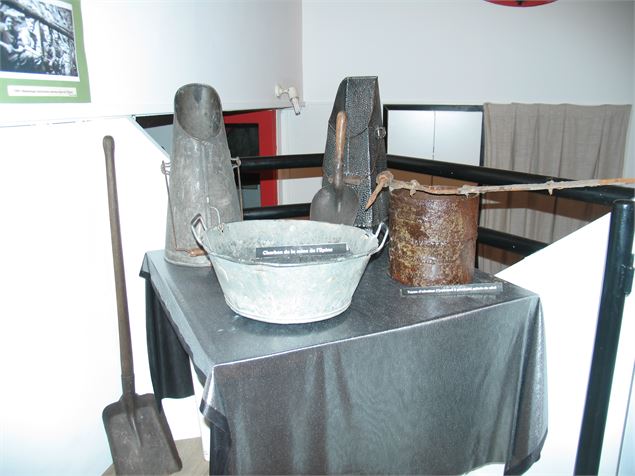 Exposition outils mine - Office de tourisme