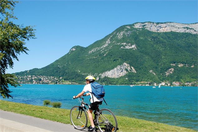 Tour du lac d'Annecy - Office de Tourisme Sources Lac Annecy - Timothée Nalet