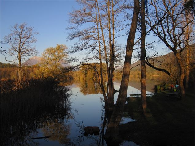 Vue sur le lac Station randocroquis 2 - Gérard Thiévenaz ATD/CG73
