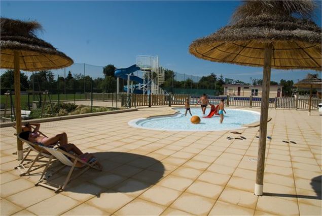 Piscine d'été - Mairie de Vonnas