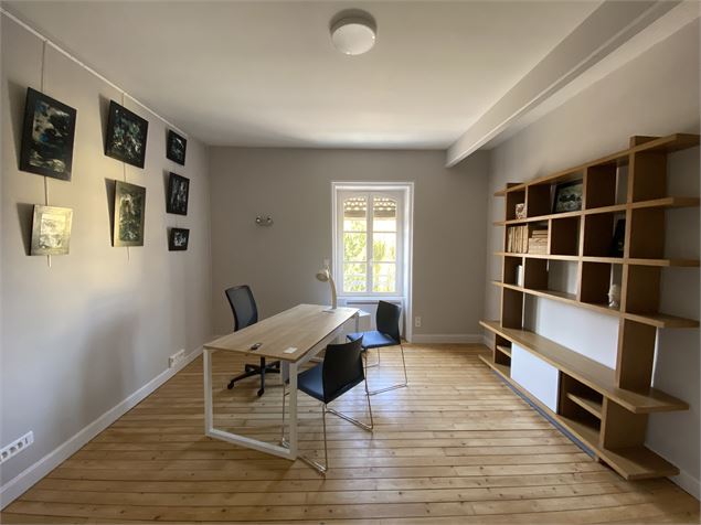 - La Villa