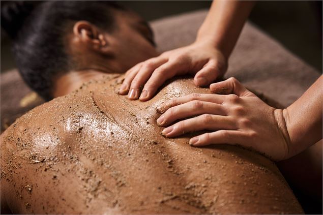 Massage Nuxe - Francois Aubonnet