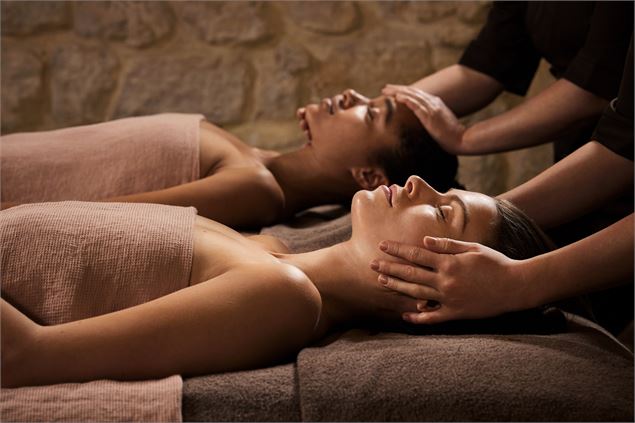 Massage Nuxe - Francois Aubonnet