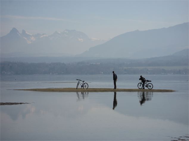 Plage hiver - J Favrat Vaudaux