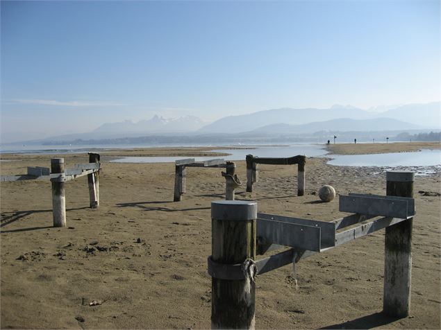 Plage hiver année bissextile - J Favrat Vaudaux