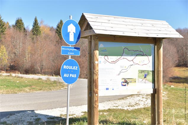 début des pistes de ski roues - école de VTT La Féclaz - Massif des Bauges