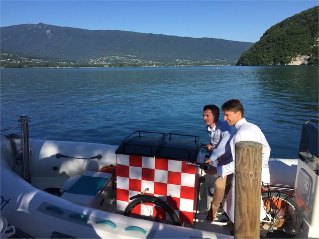 Blue Diamond Taxi Boat -