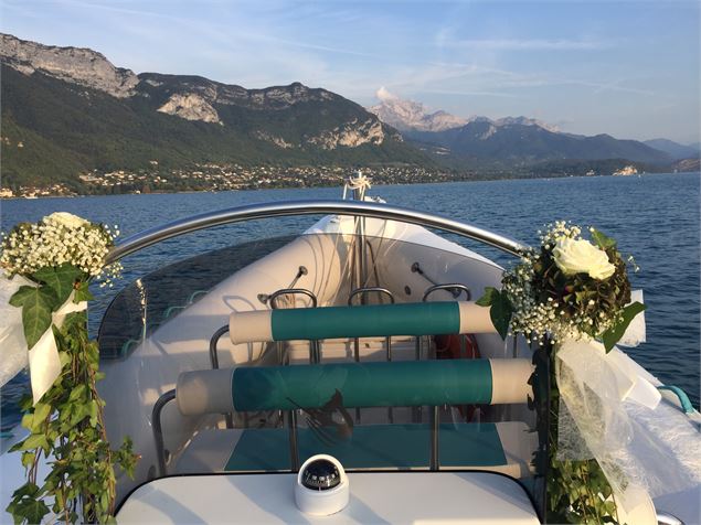 Blue Diamond Taxi Boat -