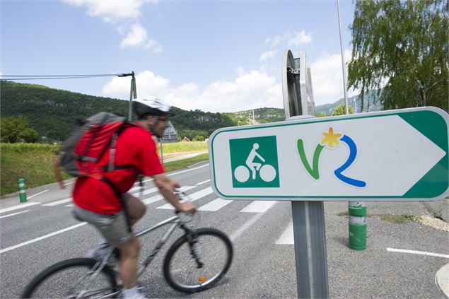 La ViaRhôna, voie cyclable, du Léman à la méditerranée - Bokeh