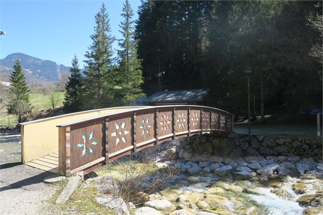Pont du mini-golf - Yvan Tisseyre / OT Vallée d'Aulps