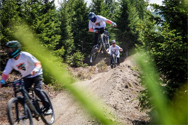 Descente bleue du Loup - Piste VTT Descente N°9