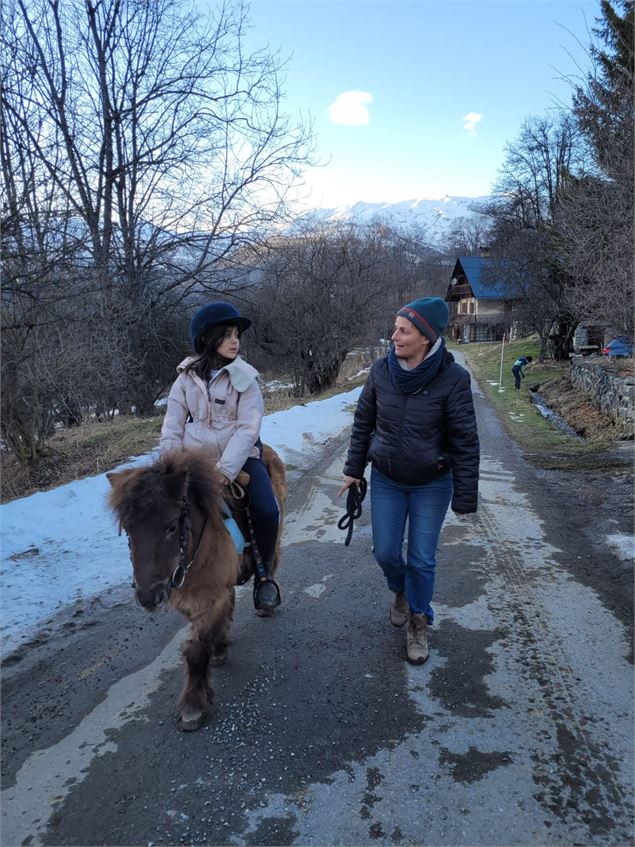 Balade à cheval en hiver - Laurie Bella