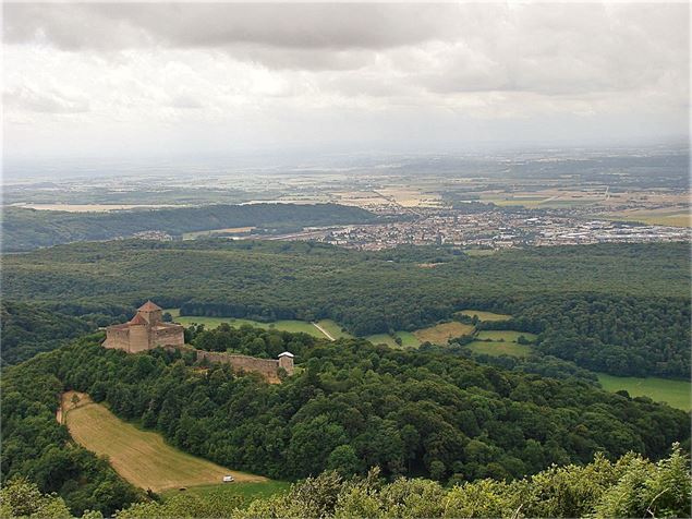 château des allymes depuis Luisandre - S.Megani