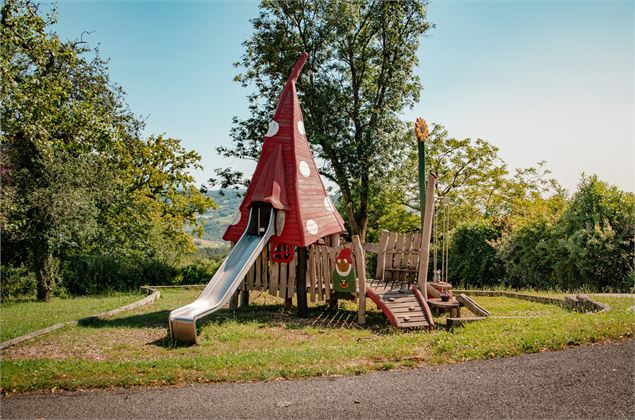 Parc de jeux original pour enfants - Andilly - OT Monts du Genevois - Brice Souvansanouk
