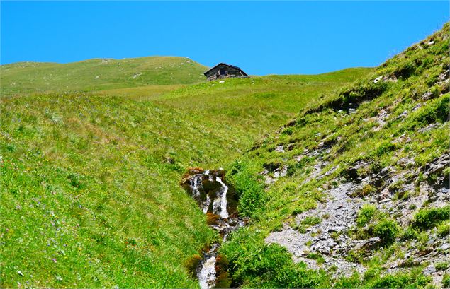 Le Lac de la Vélière et l'alpage de la Chiaupe - G. Kiener