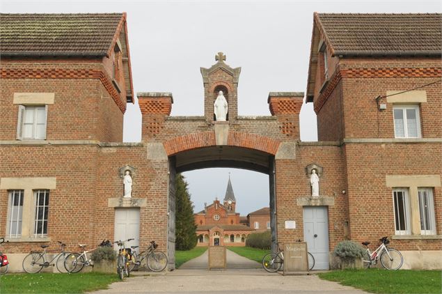 entrée de la route - Dombes Tourisme