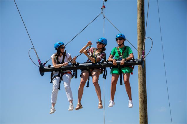 Giant Swing - OT Gabriel Zacharski