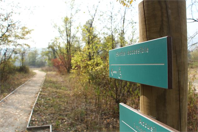 Sentier accessible tous handicaps, marais de l'Etournel - M. Duran/Office de Tourisme du Pays de Gex