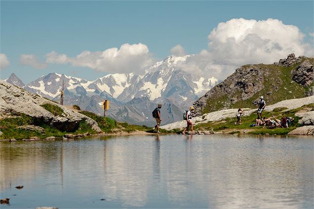 Arc 1950/2000 vers Le Sentier des Lacs - @François