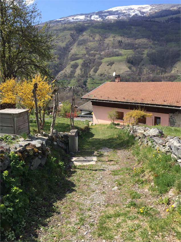 La Chapelle de Notre Dame de Tout Pouvoir vers Hauteville Gondon - Les Arcs