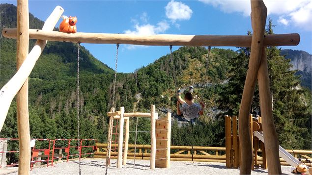 Aire de jeux Bellevaux - OT Alpes du léman