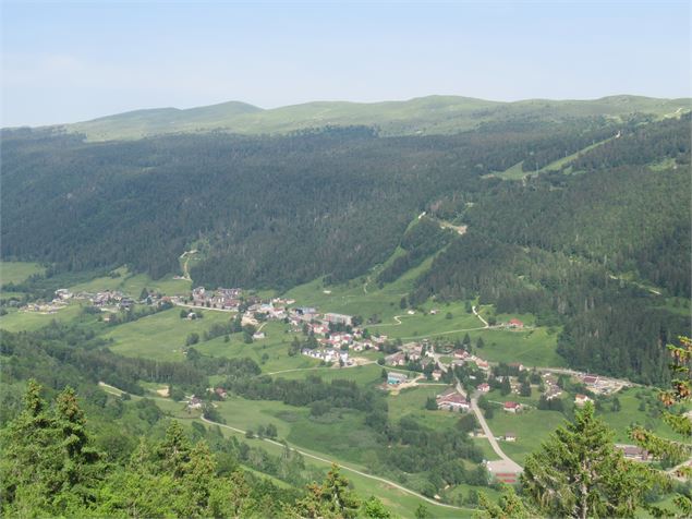 Vue sur la vallée de la Valserine - ©AM Barbe
