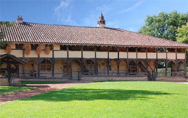Ferme des Planons, partie habitation, bâtiment classé Monument historique - Département de l'Ain, Ag