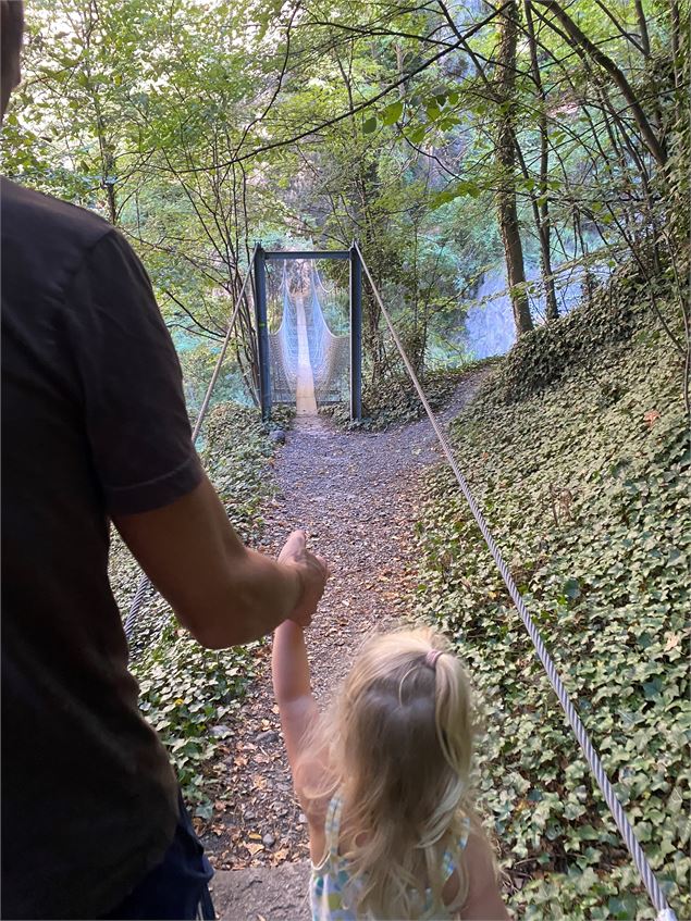 Les gorges de la Ravoire - OT Montagnicimes