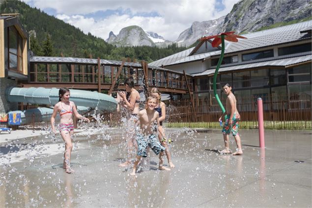 Piscine - Jeux d'eau - Gilles Lansard