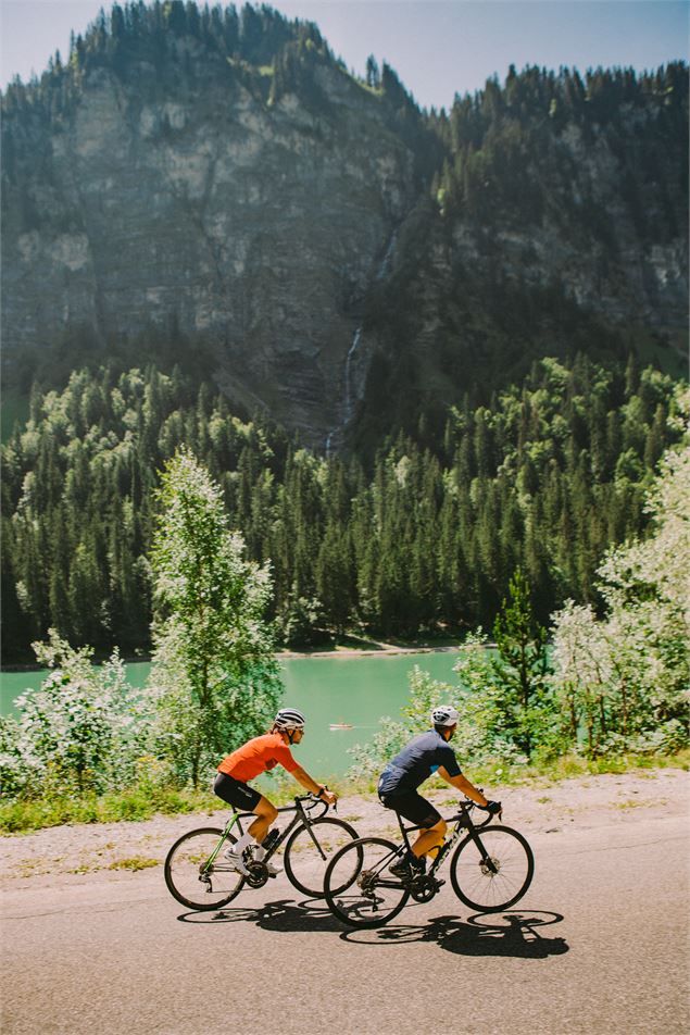 Passage vers le Lac de Montriond - OT Morzine