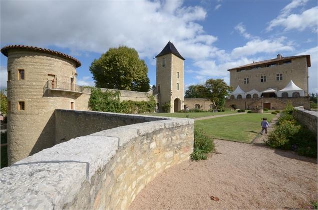 Château de St-Bernard - Mme Goureau