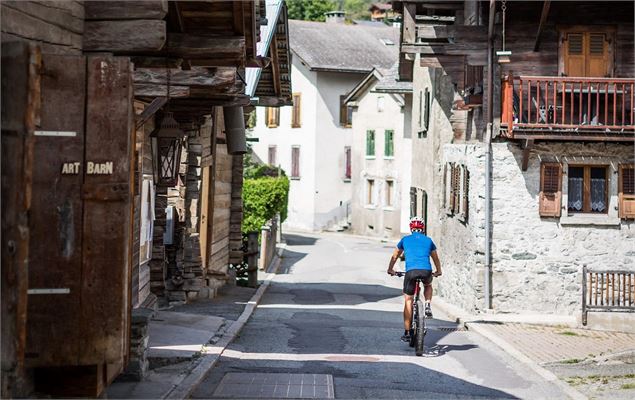 Le Chemin des 700 ans - verbier.ch / Melody Sky