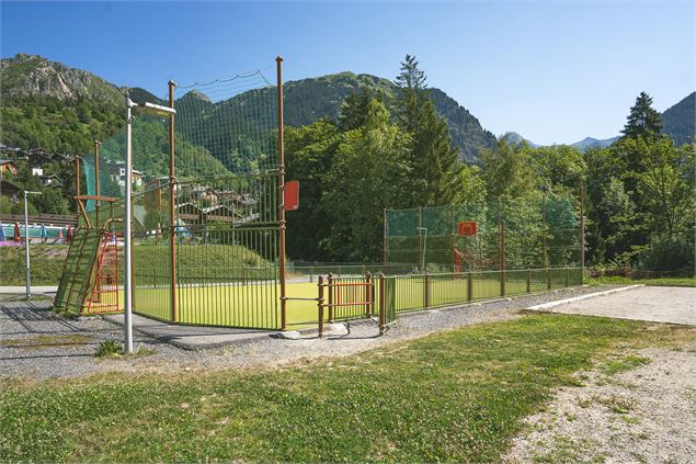 Aire de jeux & ping-pong_Champagny-en-Vanoise - Elisabeth Gayard