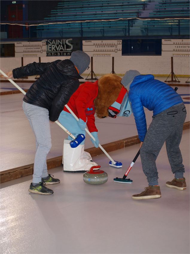 Curling - B. Molinier