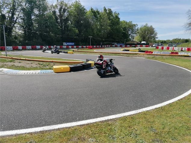 Course moto - Karting Montrevel