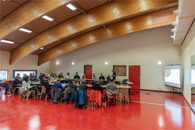 Salle les avoudruz - espace le bois aux dames - salle de reunion samoens - OT Samoens